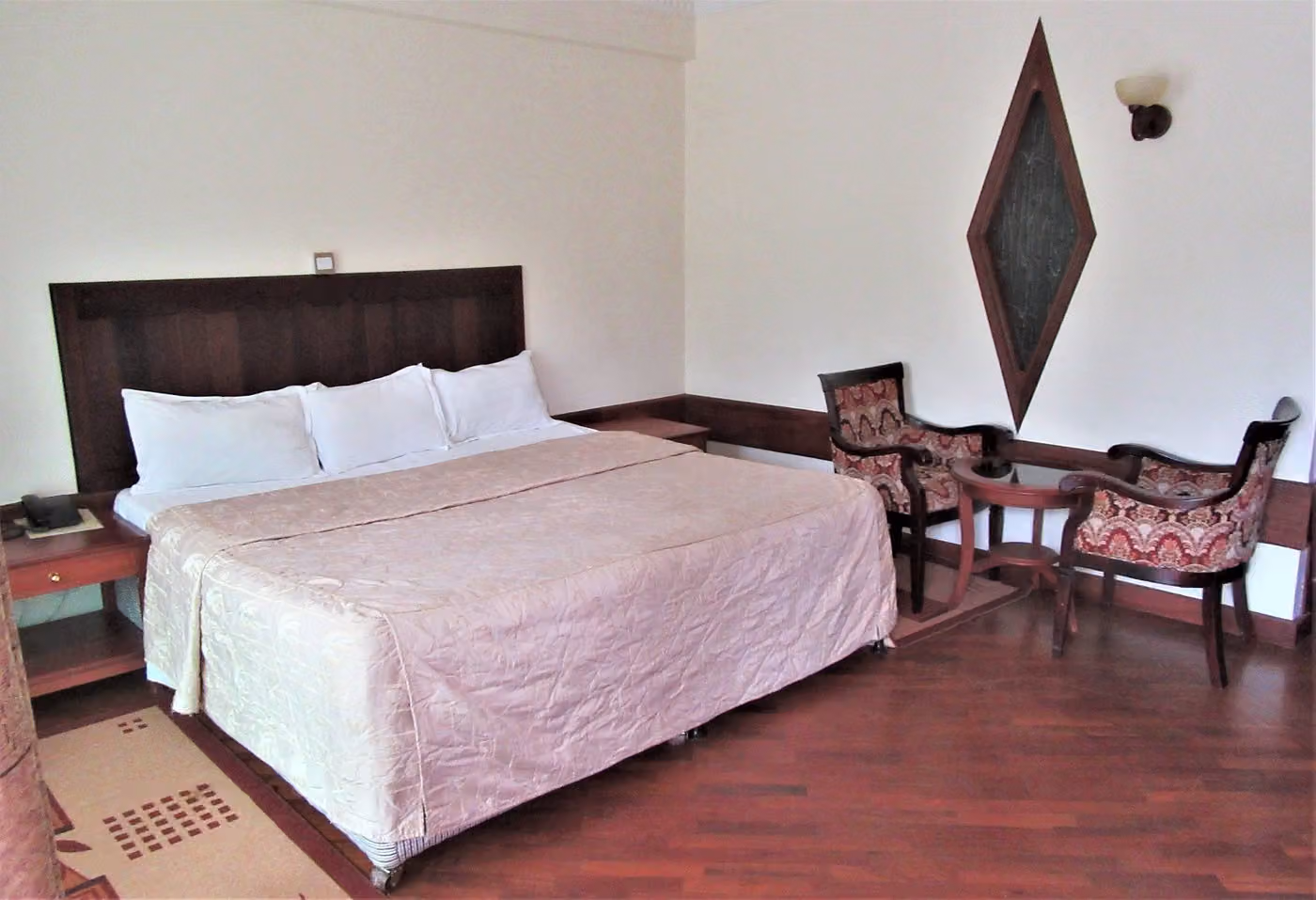 KLM MOUNTAIN RESORT (MARANGU) — photo 1