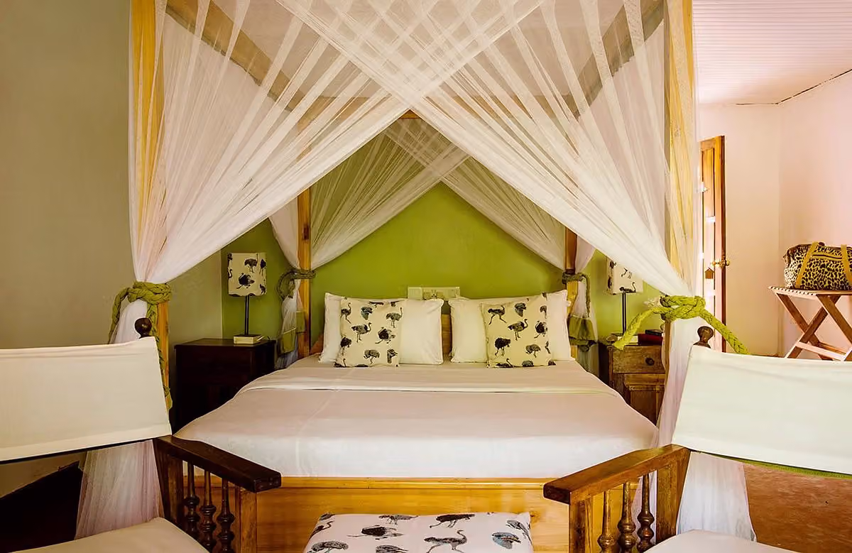 ILBORU SAFARI LODGE — photo 1