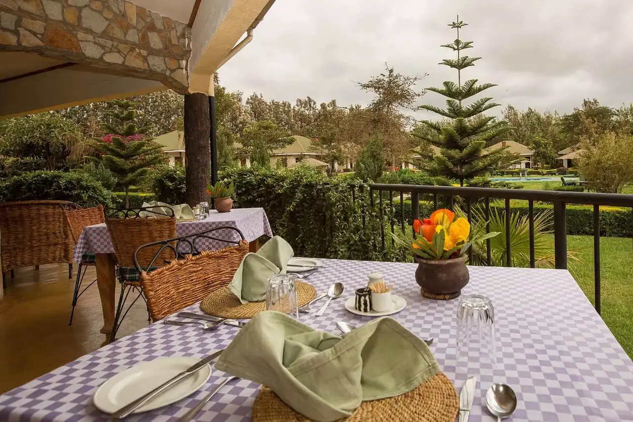 Country lodge karatu